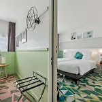 Hotell Mercure Paris Airport 4*