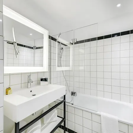 Mercure Paris Airport Szálloda