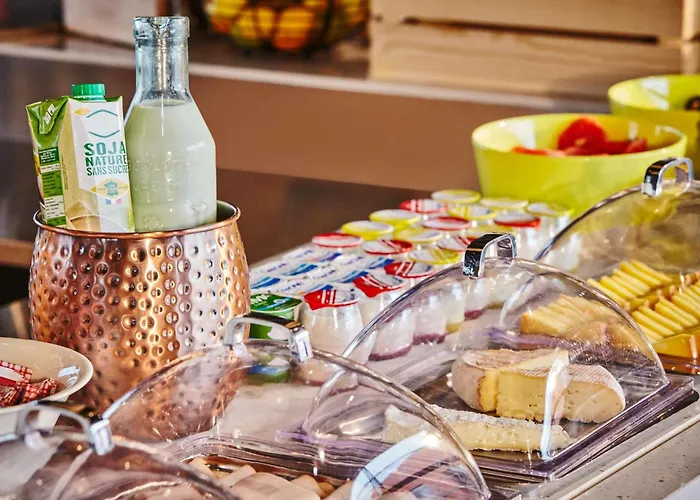 מלון Mercure Paris Airport 4*