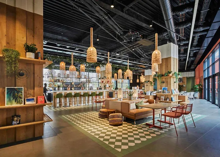 Mercure Paris Airport 4* אורלי