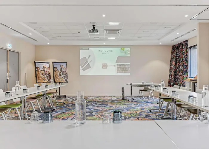 Mercure Paris Airport מלון 4*