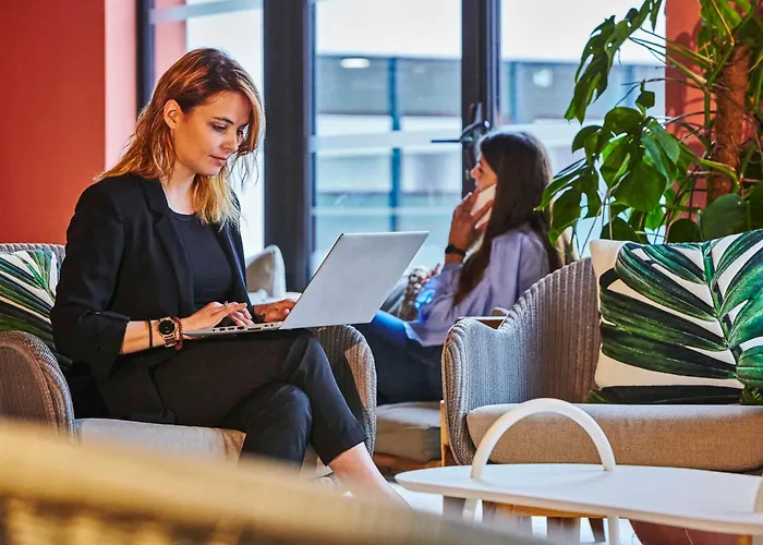 Mercure Paris Airport מלון אורלי