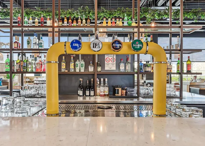 מלון Mercure Paris Airport 4*