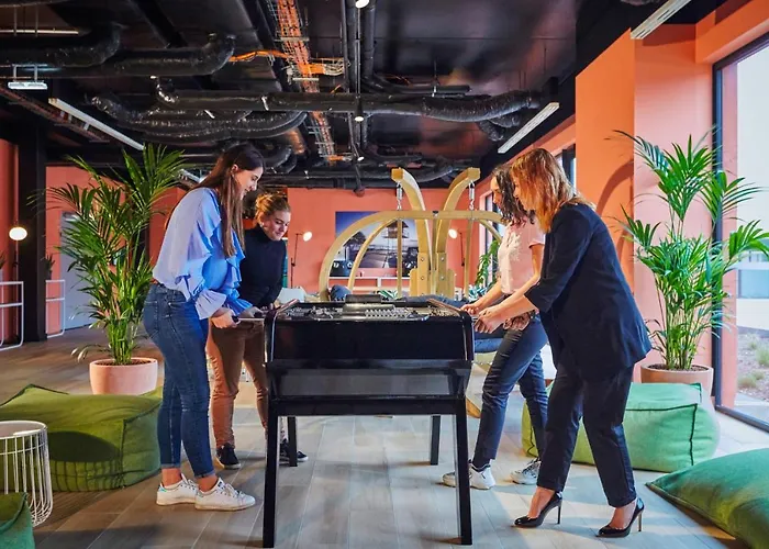 Mercure Paris Airport 4* אורלי