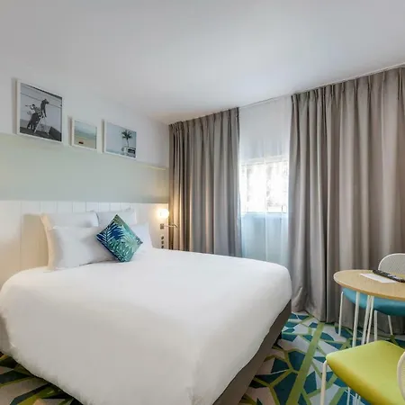 Mercure Paris Airport 4*